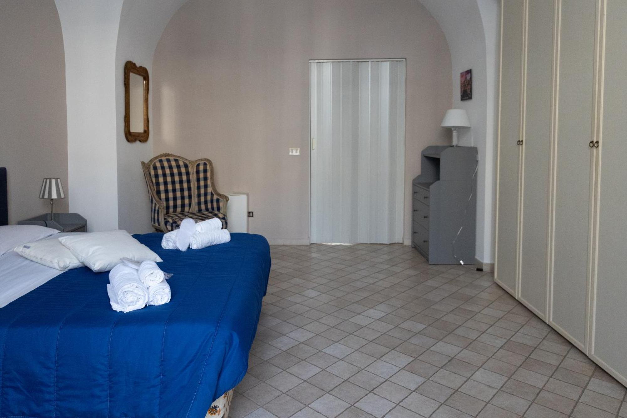 Dimora Artale In Cattedrale Apartment ปาแลร์โม ภายนอก รูปภาพ