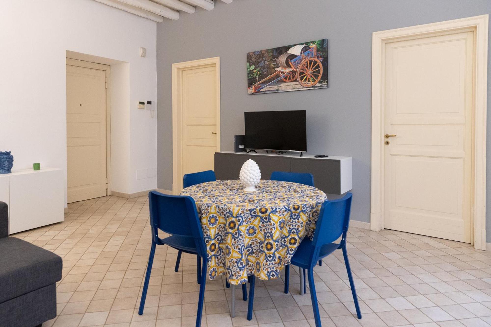 Dimora Artale In Cattedrale Apartment ปาแลร์โม ภายนอก รูปภาพ